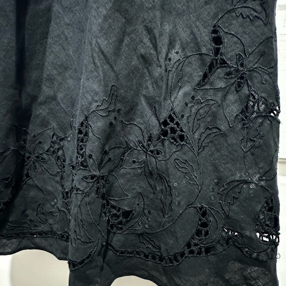 Y2K Black 100% Linen Halter Dress Size 6 Ann Taylor Eyelet Whimsigoth - Picture 3 of 6